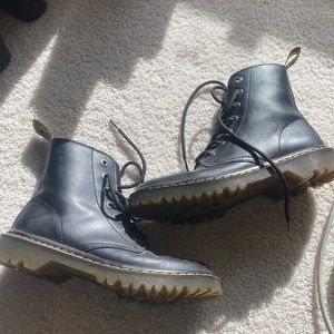 Lace Up Luana Doc Marten